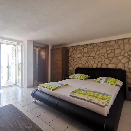 Apartment Fuer 2 Personen- 70m Vom Entfernt By Interhome Dramalj