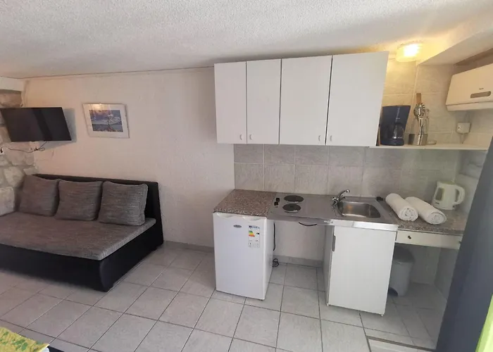 Fuer 2 Personen- 70m Vom Entfernt By Interhome Dramalj