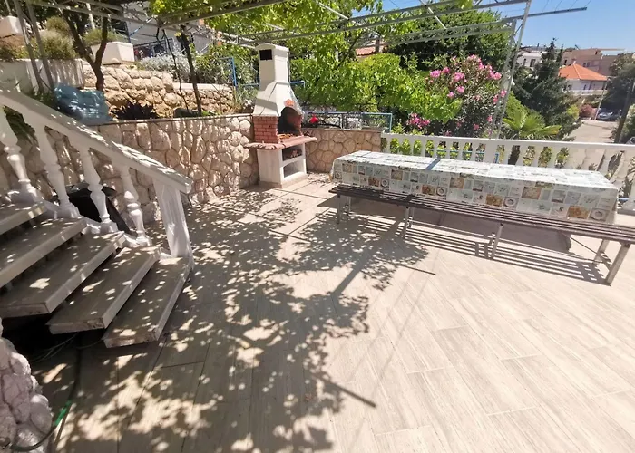 Fuer 2 Personen- 70m Vom Entfernt By Interhome Apartment Dramalj