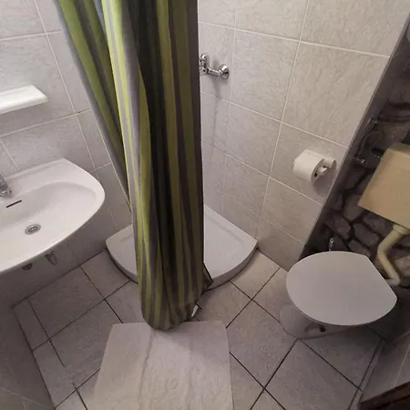 Fuer 2 Personen- 70m Vom Entfernt By Interhome Apartamento Dramalj